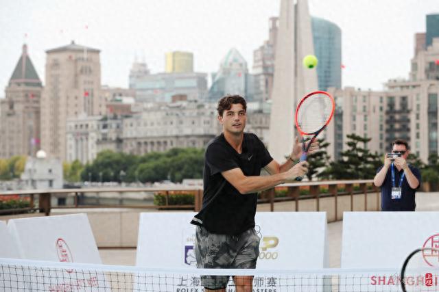 对带刀后卫 对带刀后卫